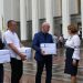Мер-свободівець Сергій Надал передав у Верховну Раду десятки тисяч підписів тернополян на захист української мови (Фото)