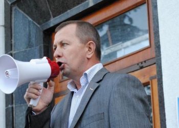 У Тернополі сайт “Батьківщини” обливає брудом всіх, хто має намір балотуватись на місцевих виборах