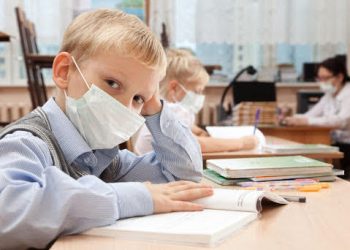 Заступник начальника управління освіти і науки назвала три сценарії початку нового навчального року