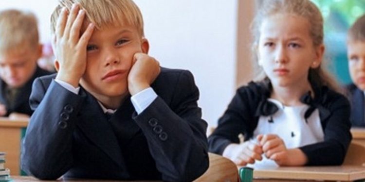 На Тернопільщині розпочався навчальний рік: і очно, і дистанційно