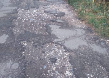 Тернополянин назвав тротуари Тернополя “Хідником столиці української бруківочки”(фото)