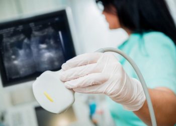 Важливо вчасно зробити діагностику і зберегти своє здоров’я!