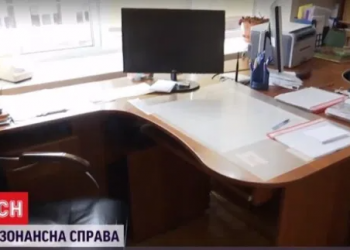 Ймовірний вбивця завучки тернопільської школи дарував їй меблі у робочий кабінет