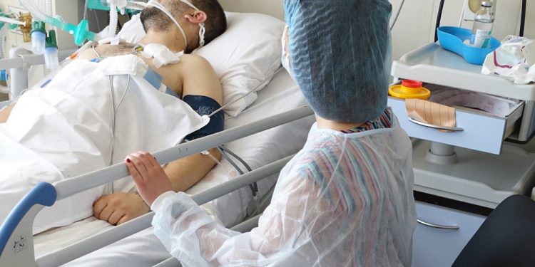 У Тернополі лікарям байдуже на контактних осіб із хворими на COVID-19