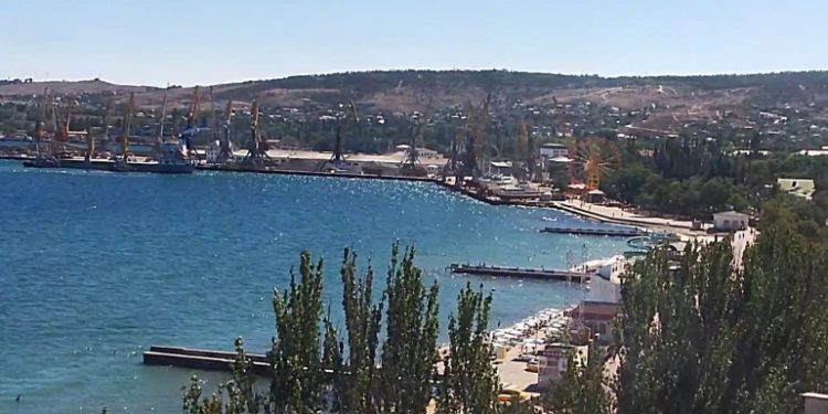 Ільменітові схеми: Доставка українського ільменіту в окуповану Феодосію з турецького порту Хопа