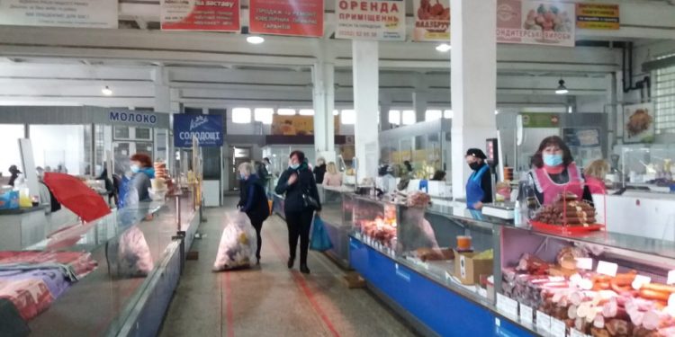 Почалося? У Тернополі “закриваються” підприємці, які працюють на ринку