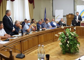 На вимогу суду Бучацька ТВК одноголосно зареєструвала партію «Довіра» для участі у місцевих виборах