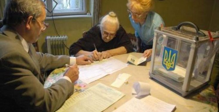 Сергій Надал: Щоб проголосувати вдома треба до 23 жовтня подати у виборчу дільницю власноручно написану заяву та медичну довідку