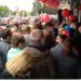 Ажіотаж у Чорткові: як люди поводилися на відкритті супермаркету (Відео)