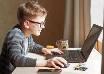 Рішення про дистанційну форму навчання приймають керівники навчальних закладів разом з педагогічними радами, – Ольга Хома