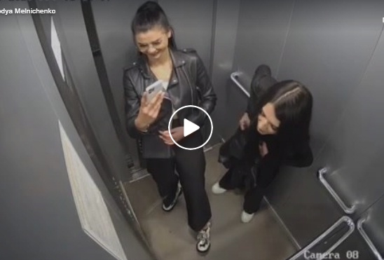 У Тернополі дві кралі обхаркали ліфт (Відео)