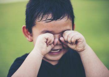 У Тернополі рятували малолітню дитину, яка випила пляшку йоду