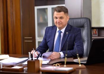 Віктор Овчарук: «25 жовтня ми обиратимемо право на вільне, щасливе, заможне життя наших міст, селищ та сіл»