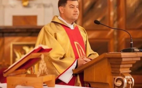 “Коронавірус “зжер” майже всі легені”: подробиці смерті молодого священника з Тернопільщини (Фото)