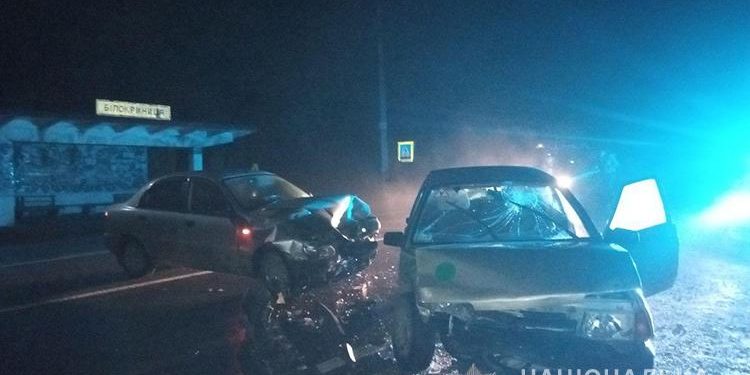 ДТП на Тернопільщині: зіткнулися Lanos та “ВАЗ”, травмувалося троє людей (Фото)