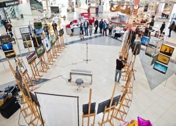 У ТРЦ “Подоляни” проходить виставка фоторобіт угорських фотографів (ФОТО)