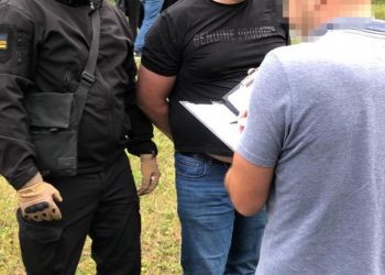 Стосовно податківців Тернопільщини відкрито три кримінальних провадження за хабарі