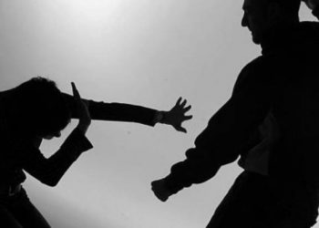 На Тернопільщині затримали сімейного насильника, який знущався з дружини та дитини