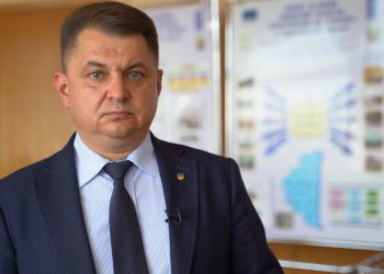 Вимагаємо припинити імітацію боротьби із коронавірусом, а перейти до реальних кроків захисту українців – Віктор Овчарук