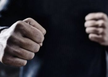 Бійка через дівчину: на Тернопільщині молодий чоловік жорстоко побив двох хлопців