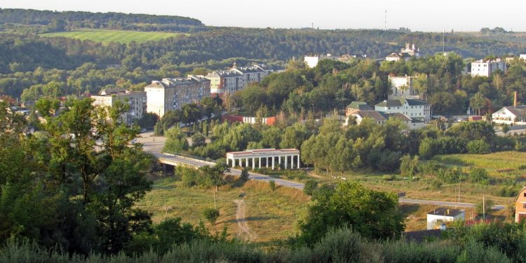 На виборах до Гусятинської ОТГ найбільшу підтримку отримала “Довіра”