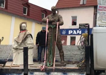 В мережі розкритикували пам’ятник Героям, який встановили у Бучачі
