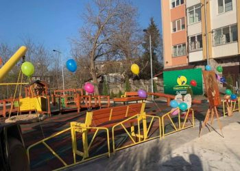 У Тернополі з’явилася дитяча зона для дітей із особливими потребами