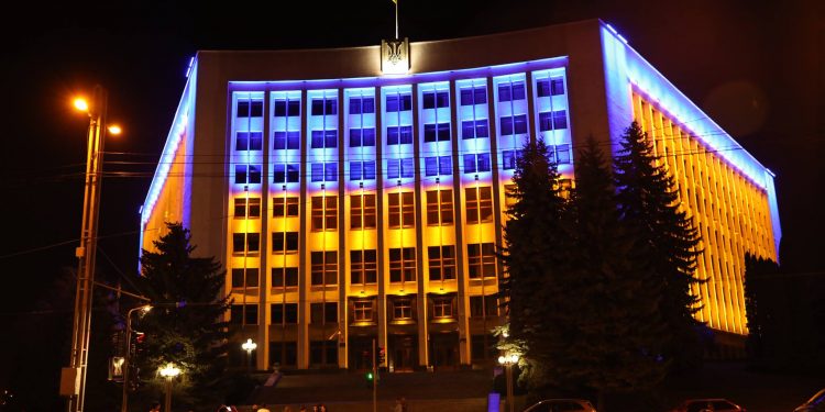 Депутати нової Тернопільської обласної ради. Є список