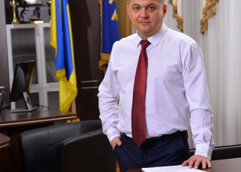 Голова облради Віктор Овчарук склав свої повноваження