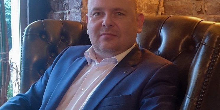 Віталія Сідорова, якого спіймали на хабарі, уже поновили на посаді керівника Тернопільської місцевої прокуратури