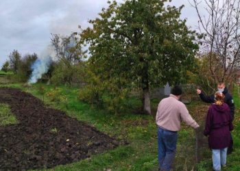 У Тернополі оштрафували двох людей за спалювання сухого листя