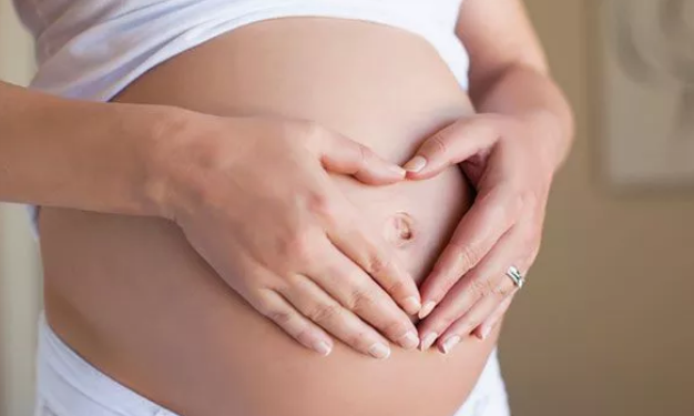 Як у Тернополі патрульні допомогли вагітній дружині (Відео)