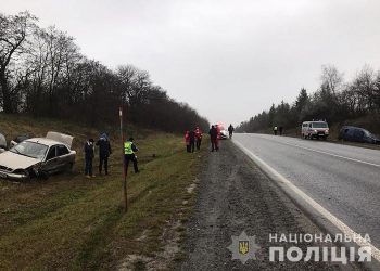 На Тернопільщині під час ДТП немовля вилетіло із салону автомобіля (Фото)