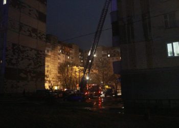 У Тернополі горіла квартира: дуже довго не могли погасити (Фото)