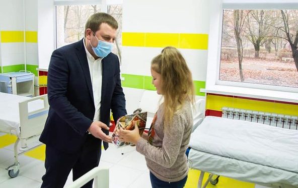 В обласній комунальній дитячій лікарні триває ремонт реанімаційного відділення