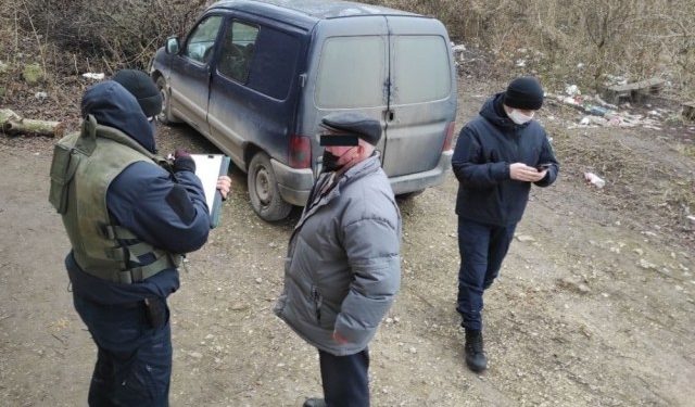 У села Тернопільської громади муніципали штрафують селян за порушення правил благоустрою (Фото)