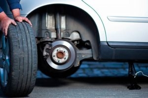 Двоє молодиків на Тернопільщині “роззули” чужі “Жигулі”