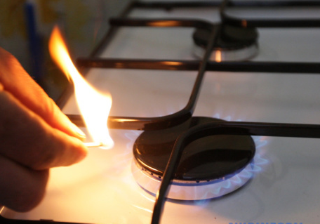 На Тернопільщині чоловік запалював плиту і вибухнув газ