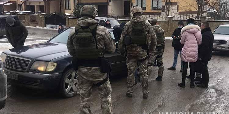 У Тернополі за вимагання затримали подружжя (Фото)