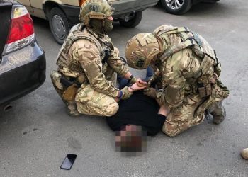 На Тернопільщині судитимуть начальника податкової інспекції, який “вибивав” неіснуючий борг – 40 тисяч доларів