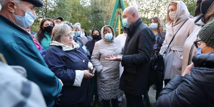 Сергій Надал: «Олігархи та уряд штучно викачують кошти із громад за рухунок підняття ціни на газ і електрику»