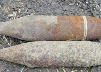 У полі на Тернопільщині знайшли велику кількість боєприпасів