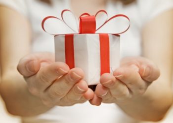 Подарочный этикет: как дарить радость