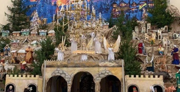 У Тернополі традиційно запрацювала найбільша шопка України (Відео)