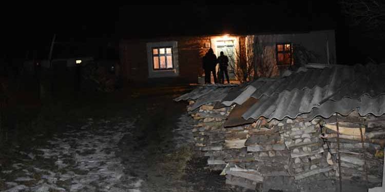 Поліція затримала жителя Тернопільщини, який побив батька до смерті