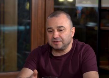 55-річний Павлік вилив душу перед народженням четвертої дитини: “Каюсь, лаю себе…”