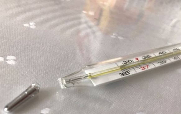 У Тернополі школяр проковтнув ртуть із термометра