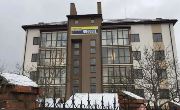 Тернопільська фірма з порушеннями збудувала будинок у Львові: зобов’язали знести один поверх