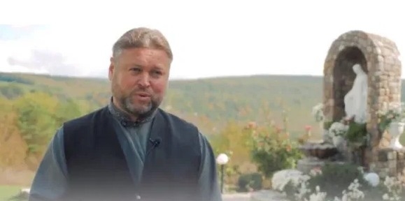 “Був духовним лідером”: в автотрощі на Тернопільщині загинув відомий священник (Фото)