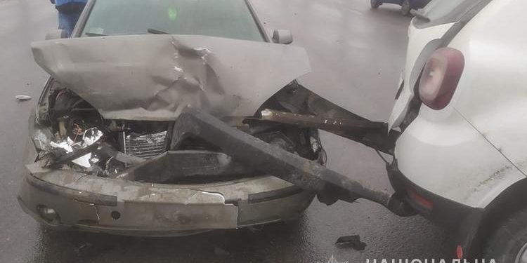 У Тернополі у ДТП потрапило авто, яке перевозило вакцини від ковіду (Фото)